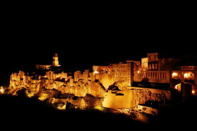 Cittadella 13 Romantic House Pitigliano Ngoại thất bức ảnh